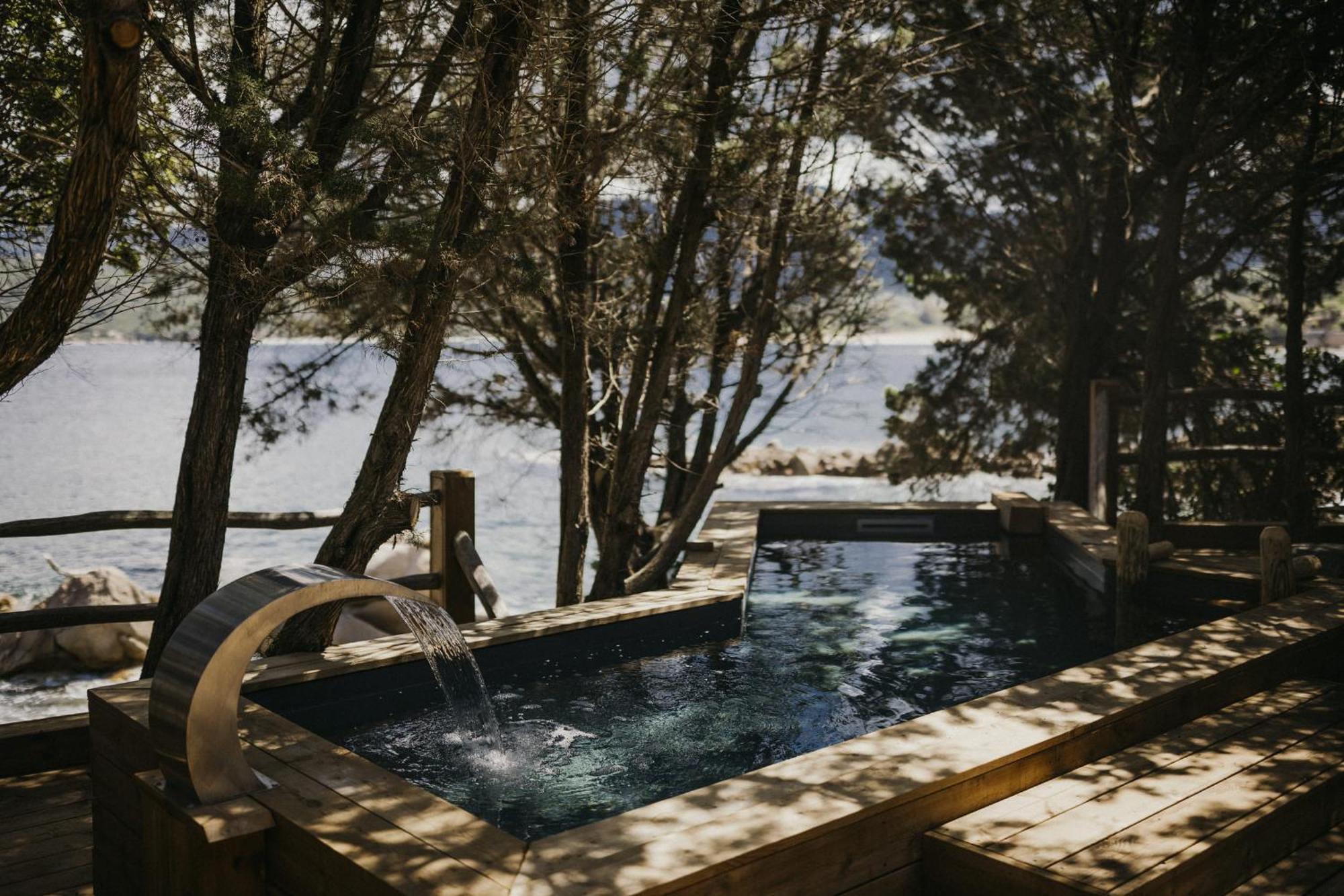 Lagnonu Hotel Verghia Kültér fotó